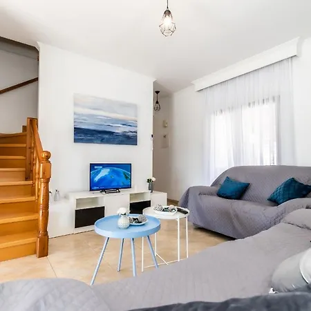 Reel Paradise Villa, Cyprus * ラルナカ